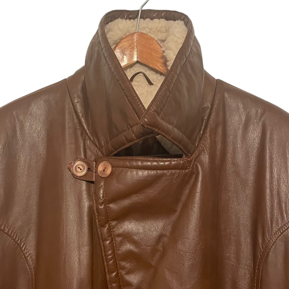 Victoria Leather Vintage 70s 80s Leather Winter Coat Shearling Lined Size 40 (M) - Picture 4 of 14